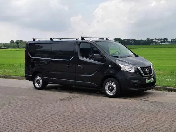 Nissan Nv 300  Image 4